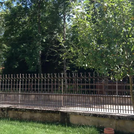 Relais De La Fontaine - Maison De Charme Cunfin