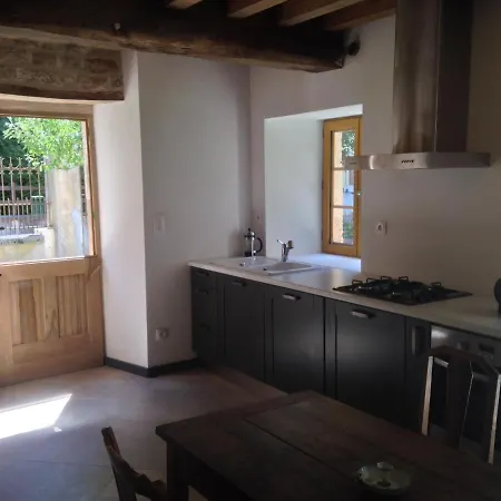 度假居 Relais De La Fontaine - Maison De Charme Cunfin