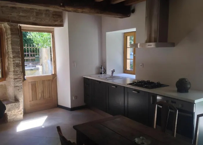 Holiday home Relais De La Fontaine - Maison De Charme Cunfin